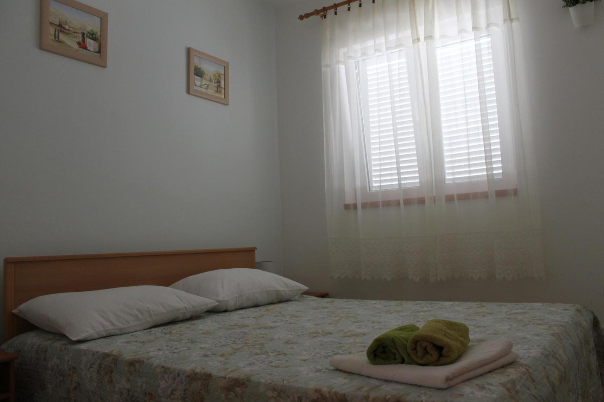 Apartments Strmecki Novi Vinodolski Room photo
