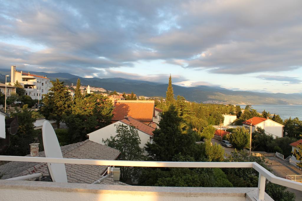 Apartments Strmecki Novi Vinodolski Exterior photo