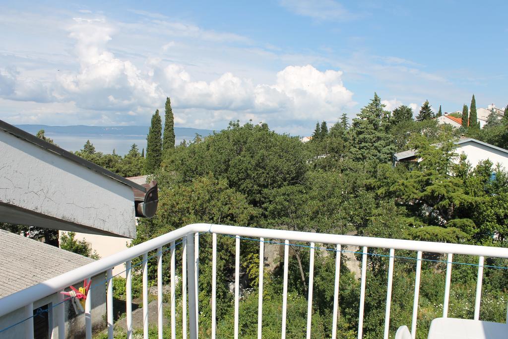 Apartments Strmecki Novi Vinodolski Exterior photo